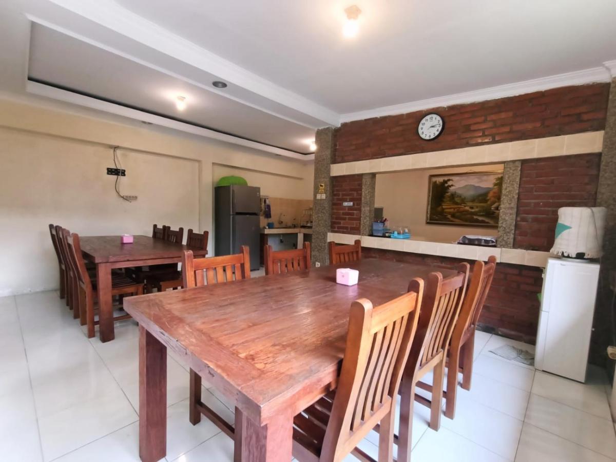 Rumah Kami Guest House Γιογκιακάρτα Εξωτερικό φωτογραφία