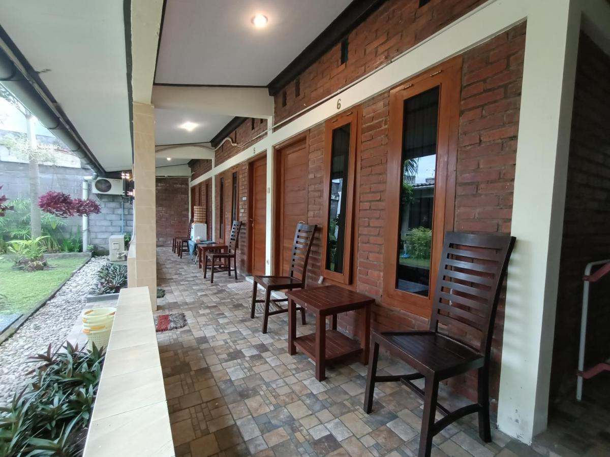 Rumah Kami Guest House Γιογκιακάρτα Εξωτερικό φωτογραφία