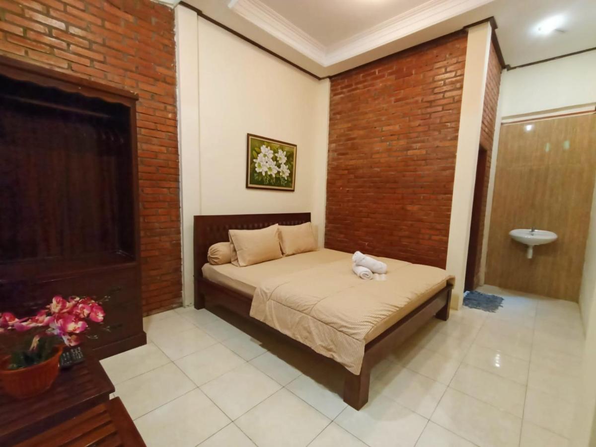 Rumah Kami Guest House Γιογκιακάρτα Εξωτερικό φωτογραφία