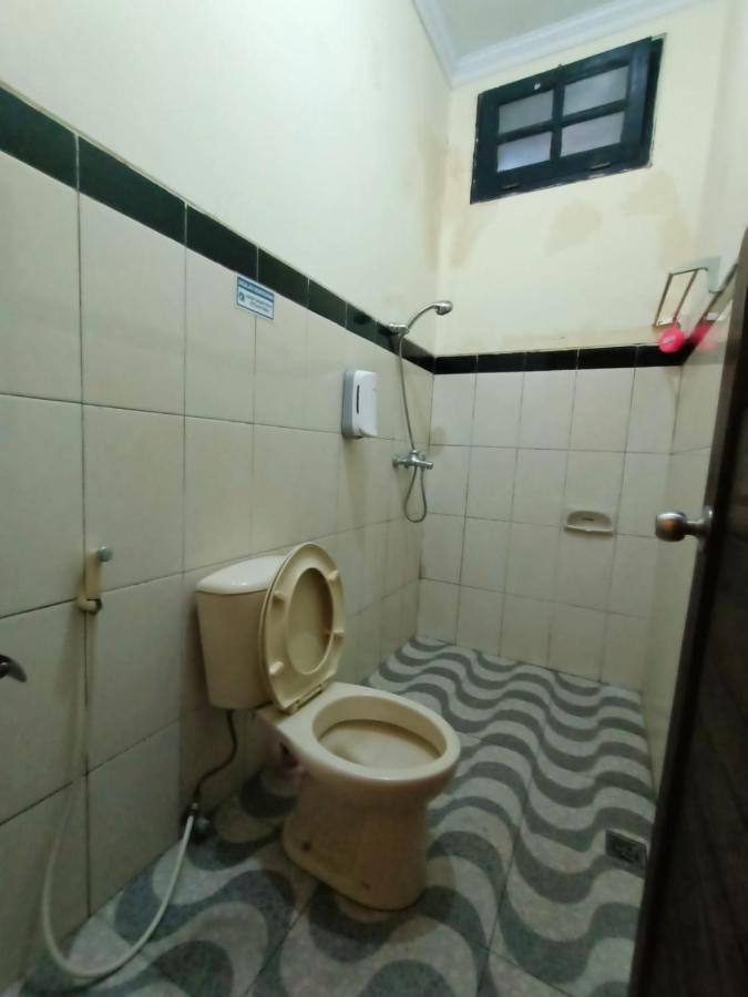 Rumah Kami Guest House Γιογκιακάρτα Εξωτερικό φωτογραφία